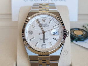 Rolex Land-Dweller 40 Steel & White Gold 127334 White Honeycomb Motif Dial Chronologie(1)